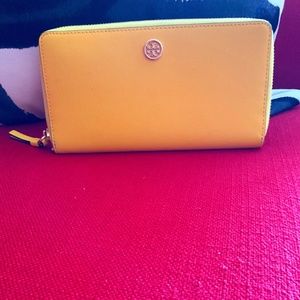 Tory Burch Wallet